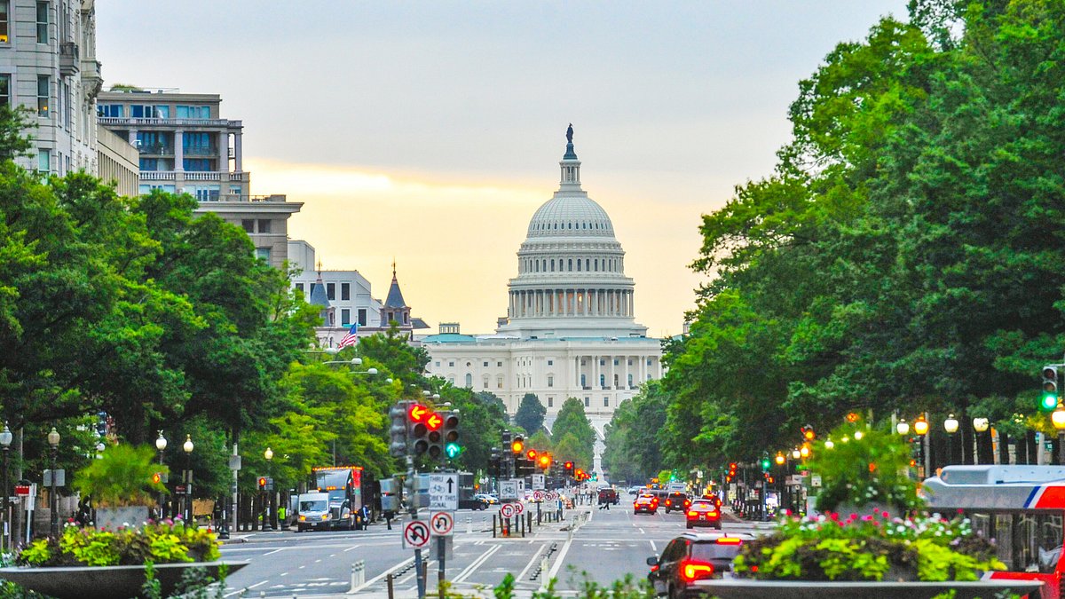 United States Capitol seen from a Washington, D.C. avenue