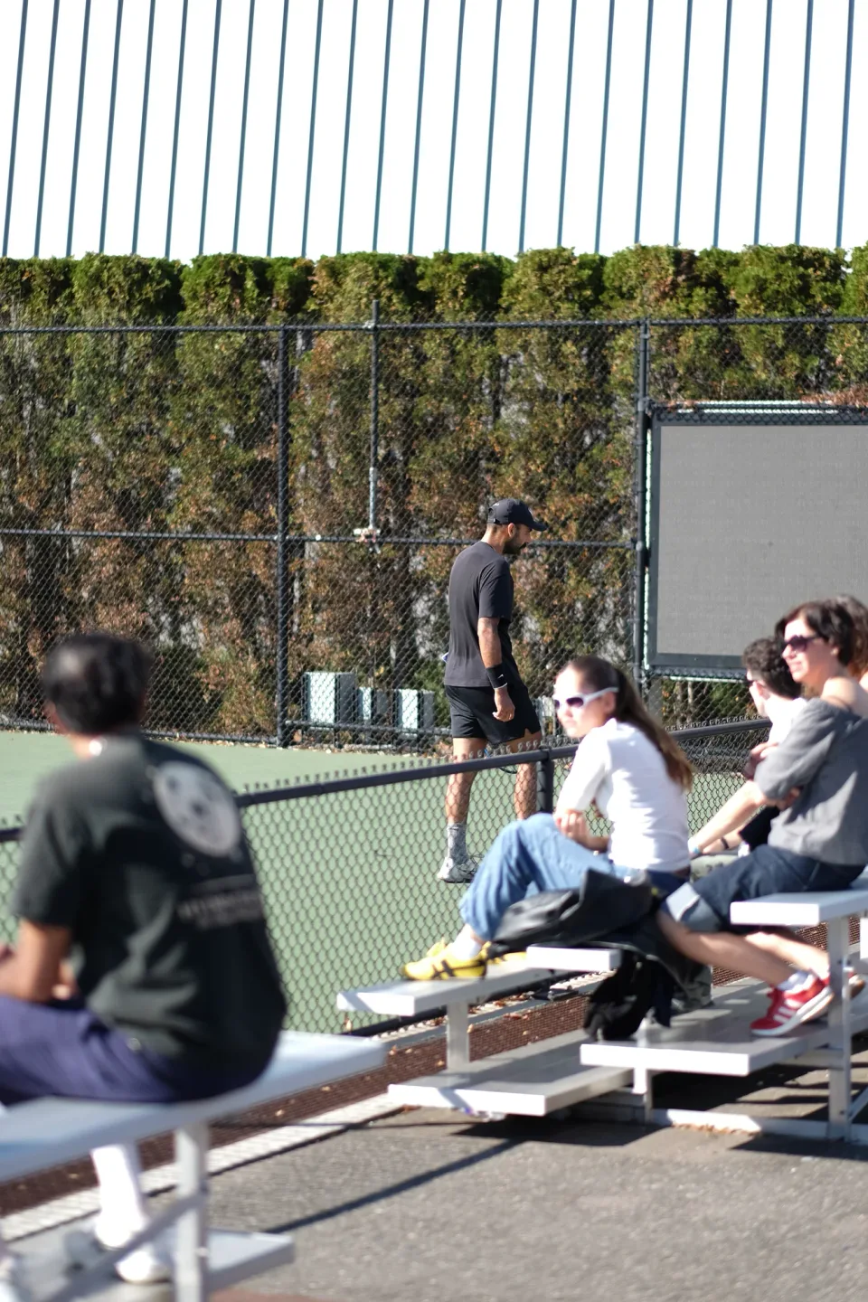 The match draws a courtside audience at the 2026 Manhattan Ladder Finals