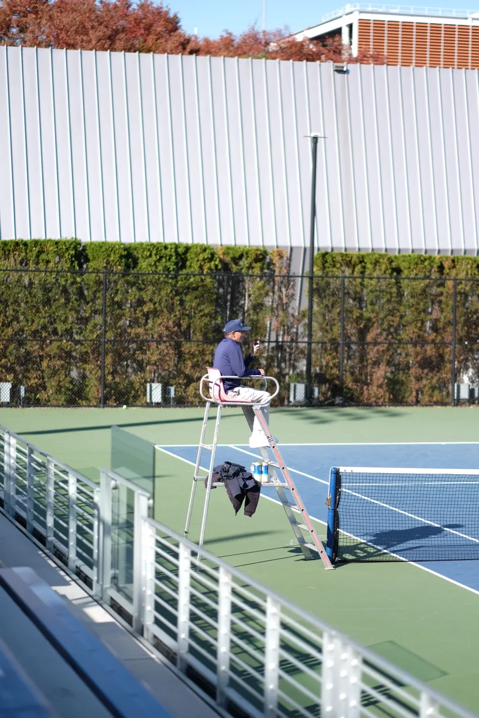 The court, seen through its surrounding railings at the 2026 Manhattan Ladder Finals